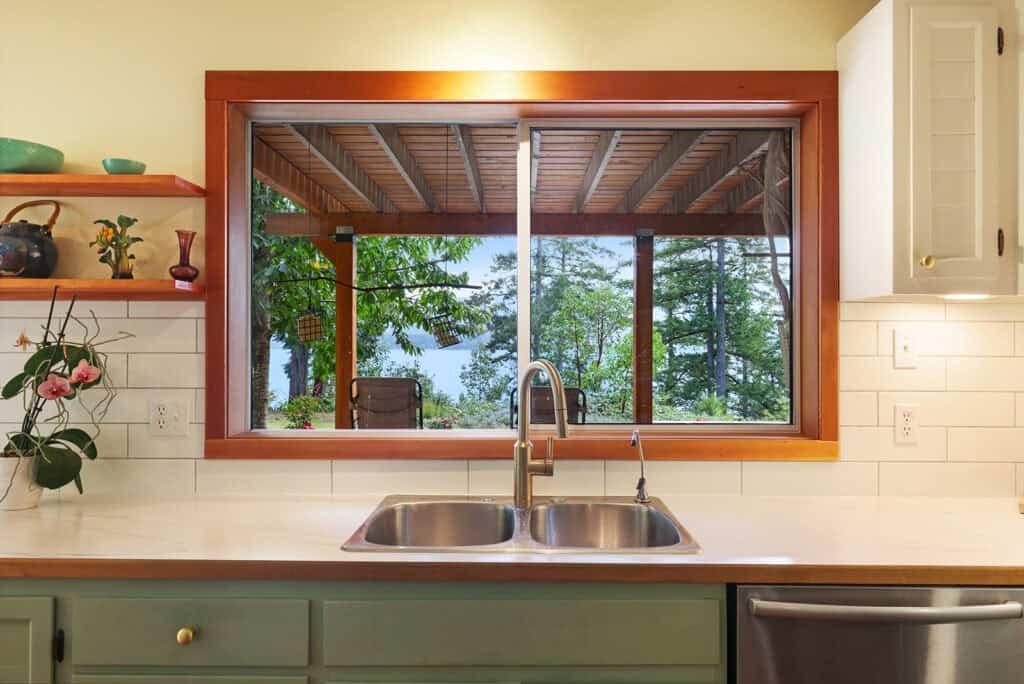 Oceanfront Gem, Denman Island