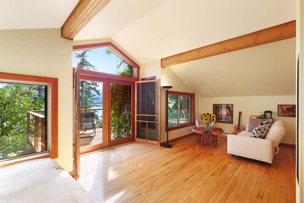 Oceanfront Gem, Denman Island