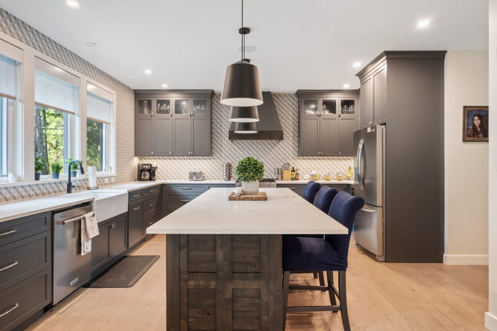 205 Mulholland Drive, Comox