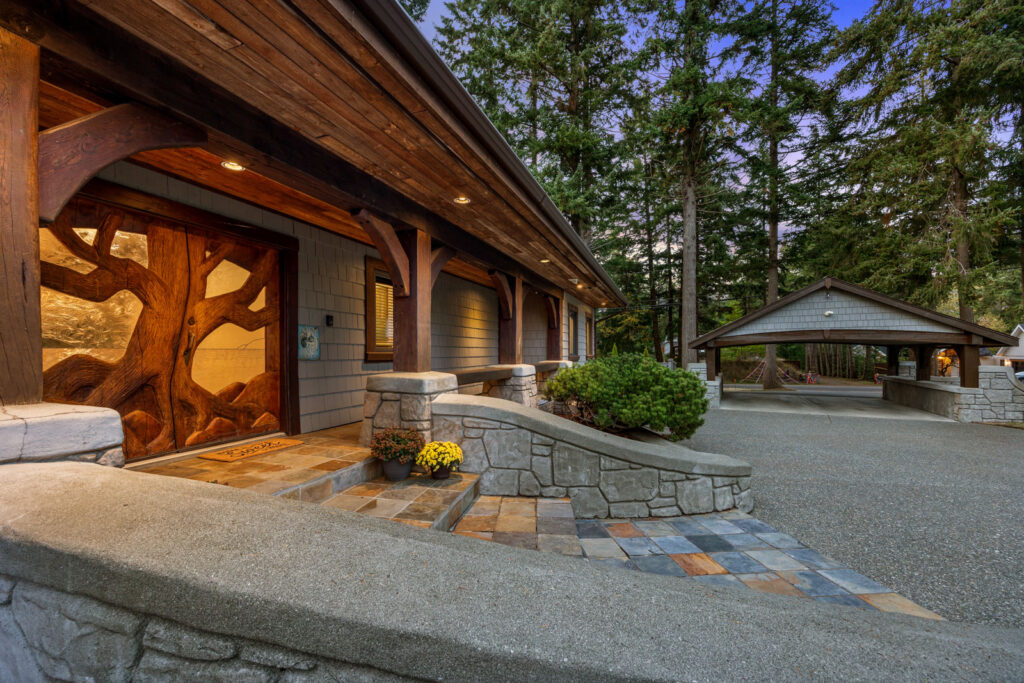 205 Mulholland Drive, Comox