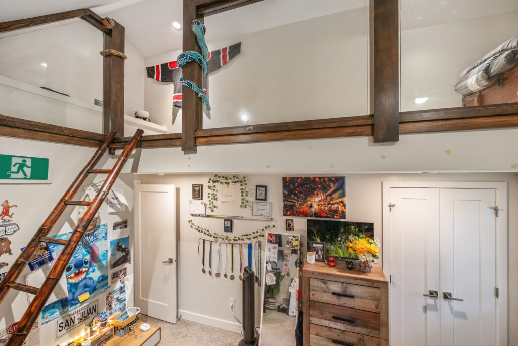 205 Mulholland Drive, Comox