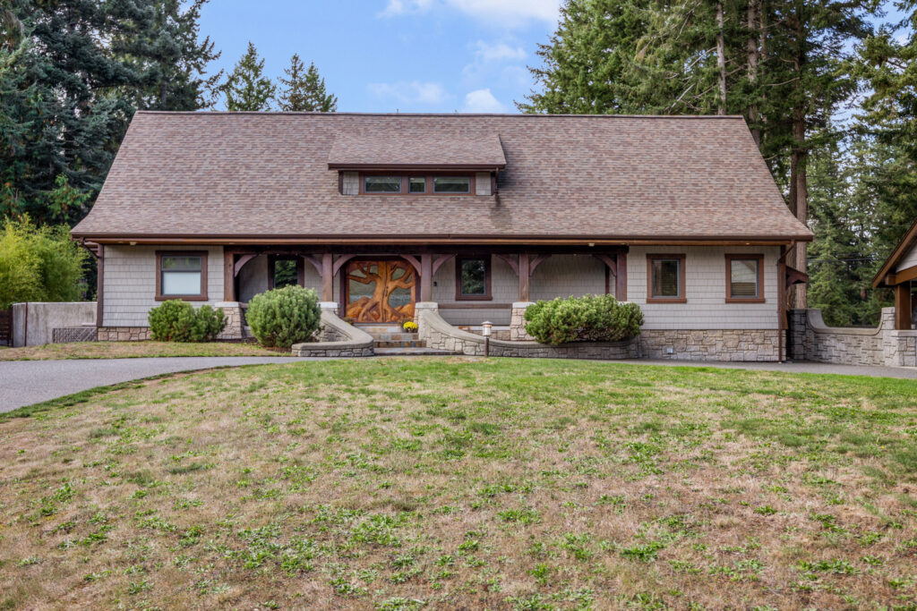 205 Mulholland Drive, Comox
